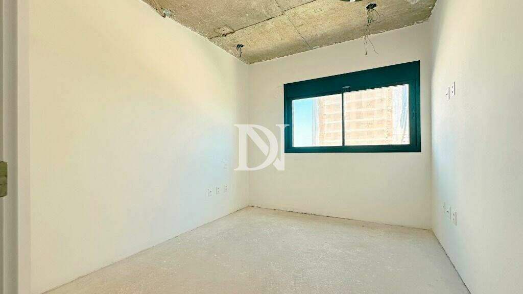 Apartamento à venda no Parque Campolim: 