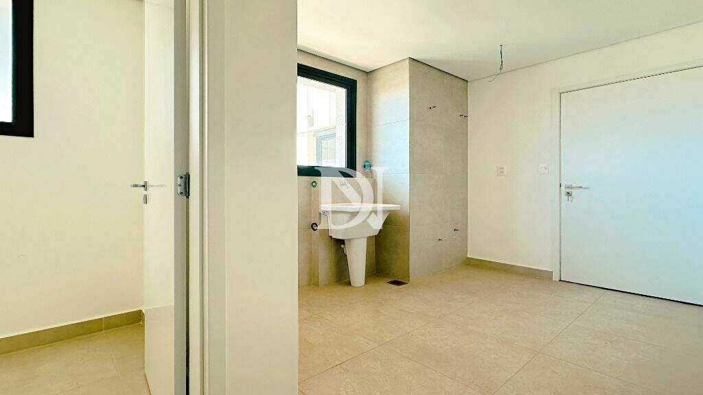 Apartamento à venda no Parque Campolim: 