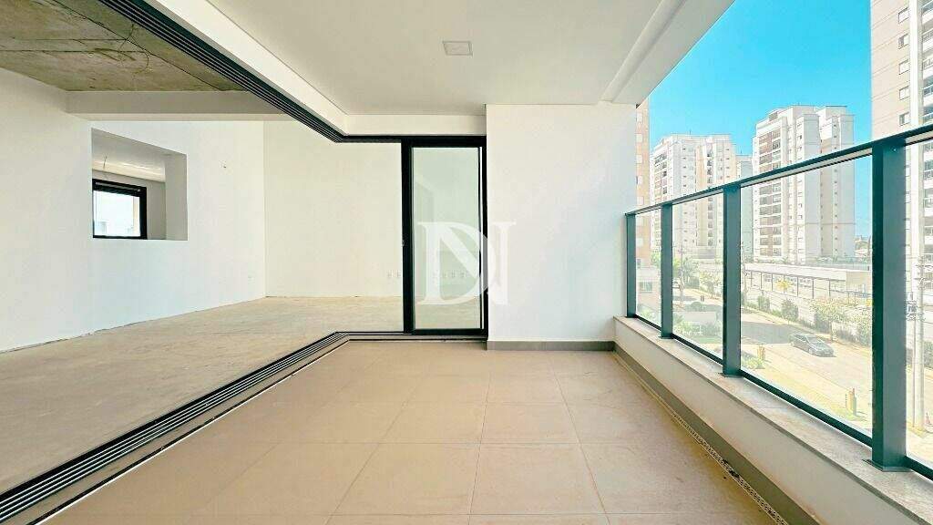 Apartamento à venda no Parque Campolim: 