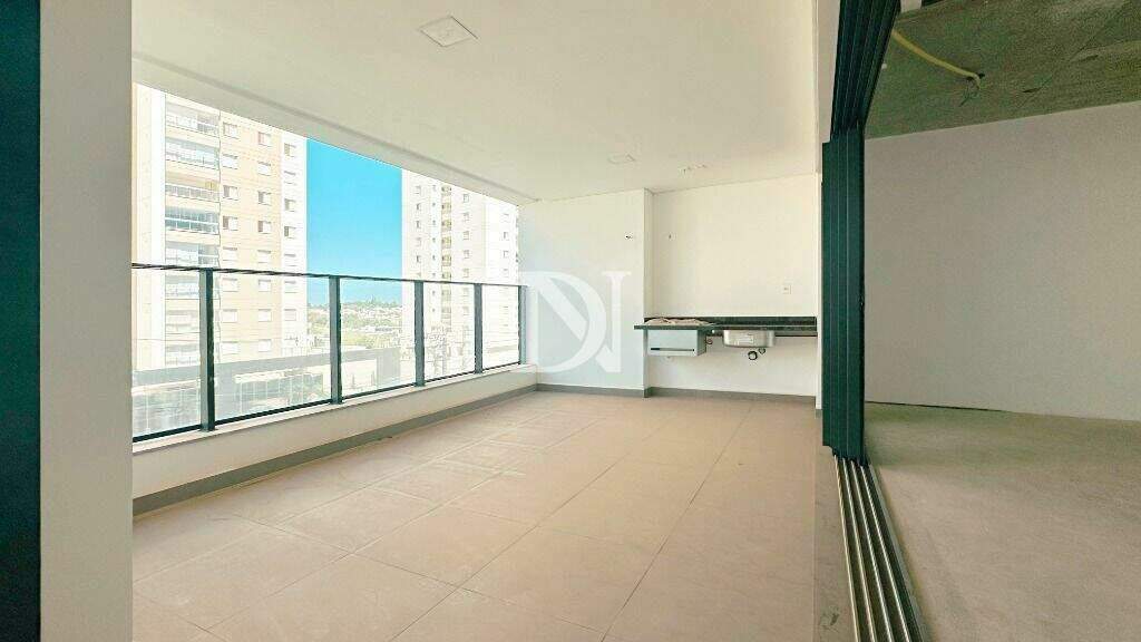 Apartamento à venda no Parque Campolim: 