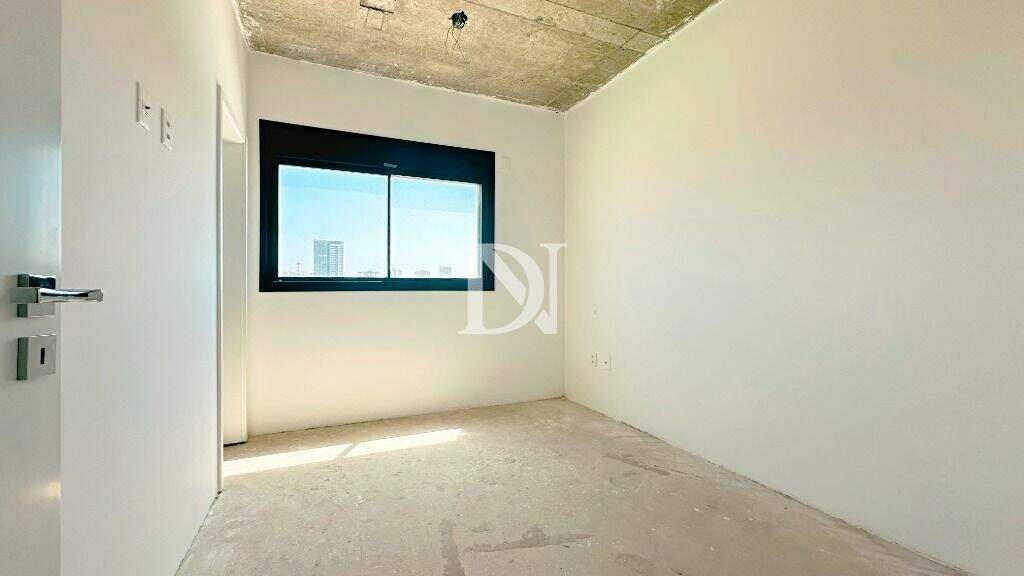Apartamento à venda no Parque Campolim: 