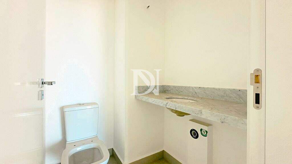 Apartamento à venda no Parque Campolim: 
