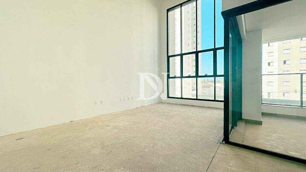 Apartamento à venda no Parque Campolim: 