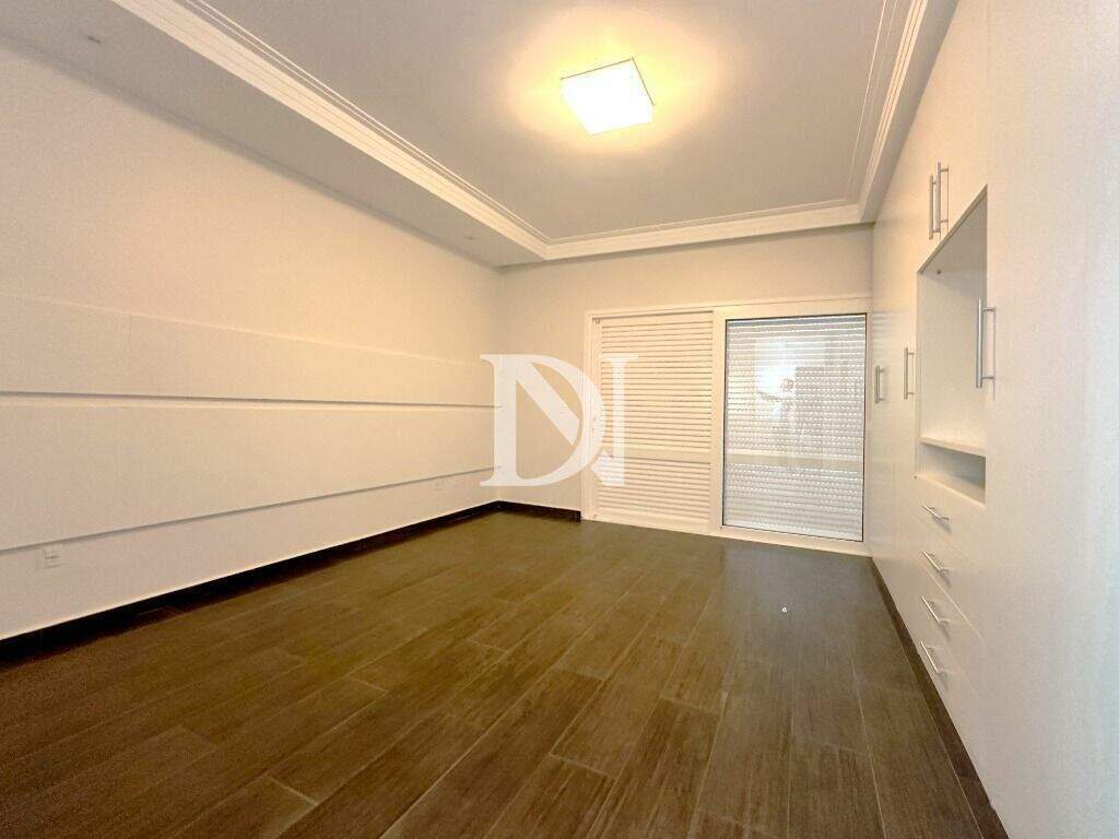 Casa em condomínio à venda no Condomínio Monte Belo: 
