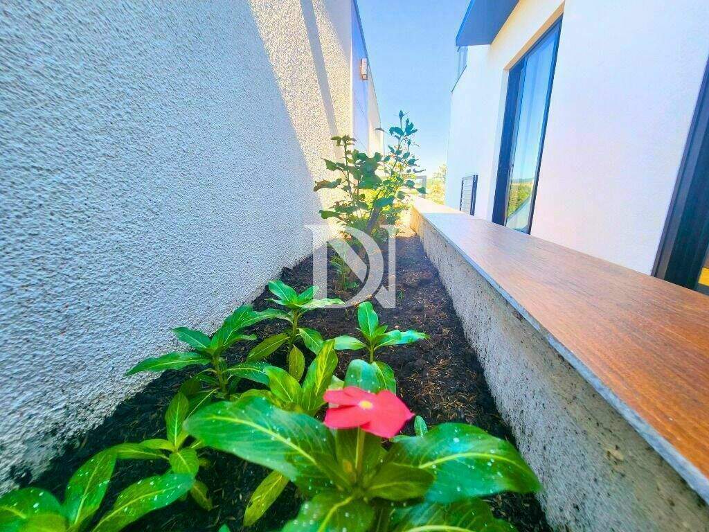 Casa em condomínio à venda no Condomínio Residencial Una: 