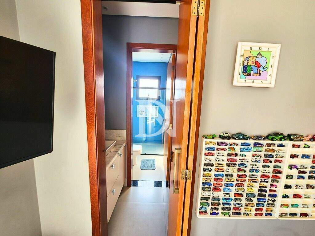 Casa em condomínio à venda no Condomínio Residencial Una: 