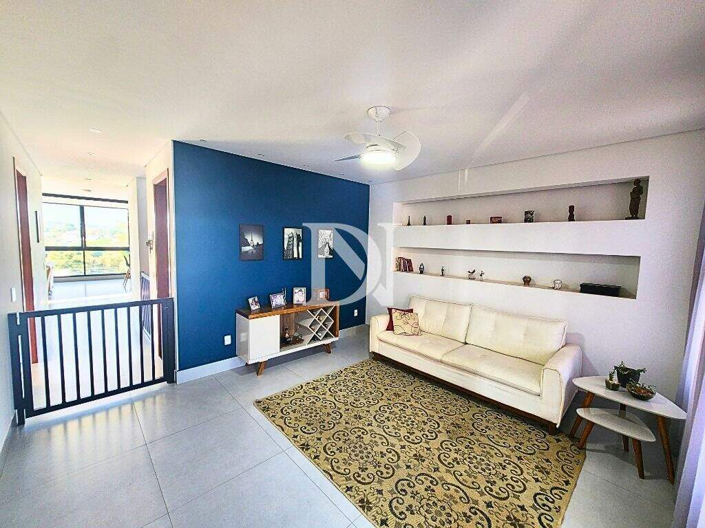 Casa em condomínio à venda no Condomínio Residencial Una: 