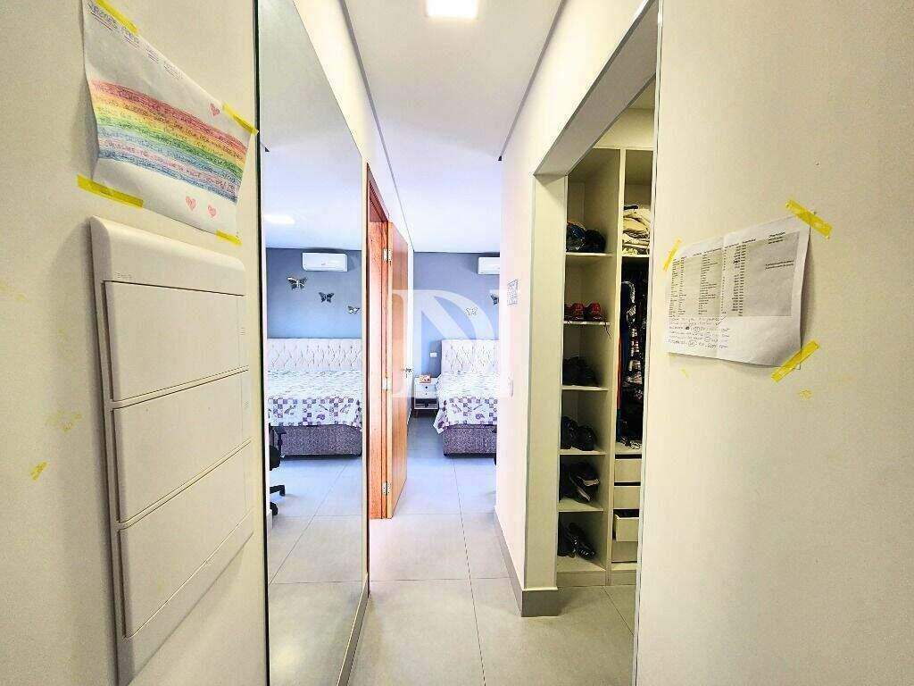 Casa em condomínio à venda no Condomínio Residencial Una: 
