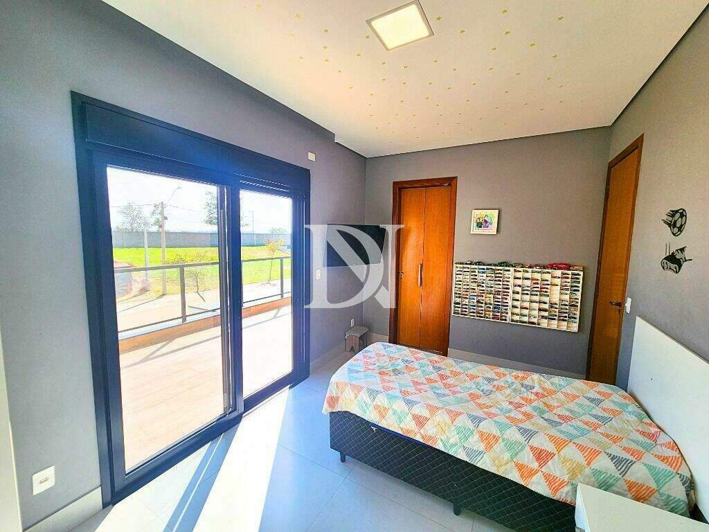 Casa em condomínio à venda no Condomínio Residencial Una: 