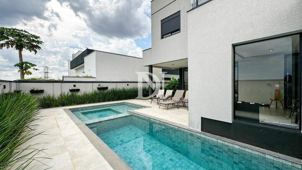 Casa em condomínio à venda no Condomínio Villas do Golfe: 