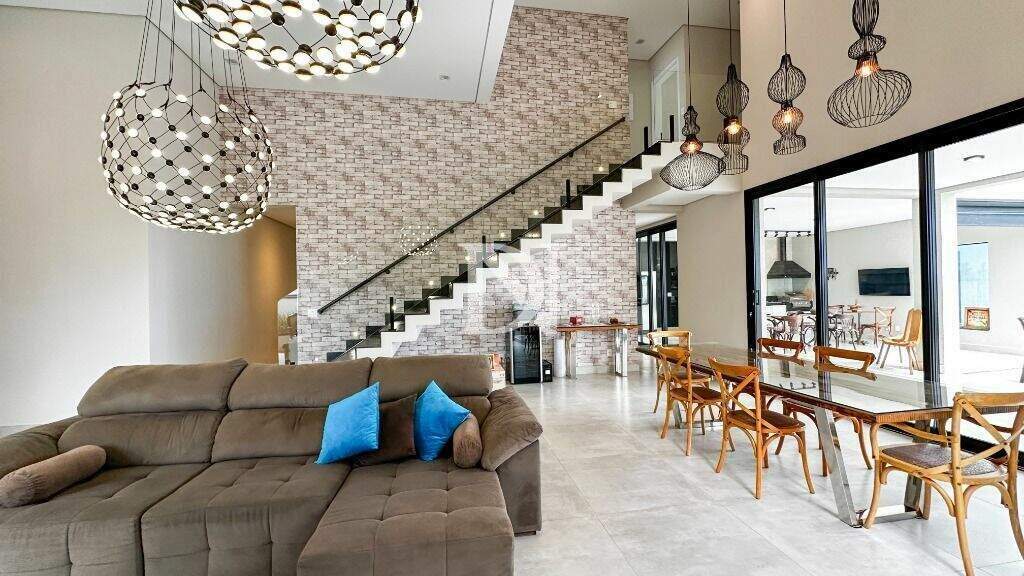 Casa em condomínio à venda no Condomínio Villas do Golfe: 