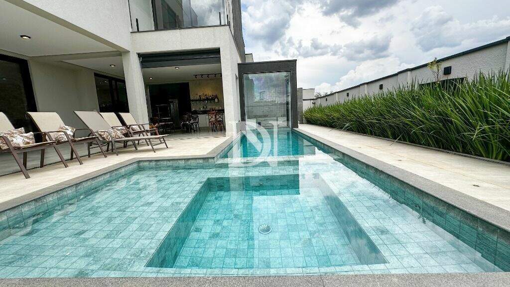 Casa em condomínio à venda no Condomínio Villas do Golfe: 