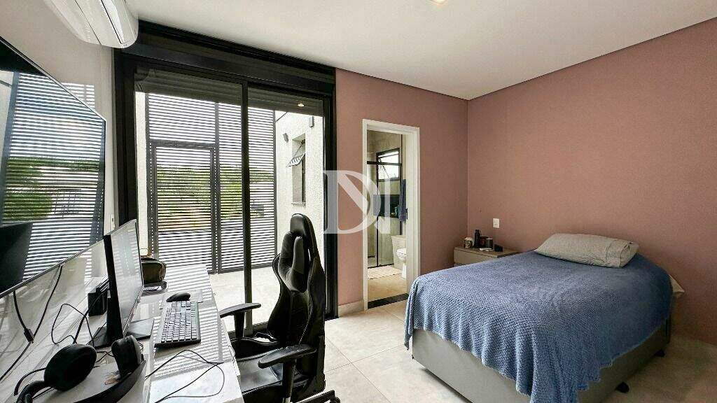 Casa em condomínio à venda no Condomínio Villas do Golfe: 