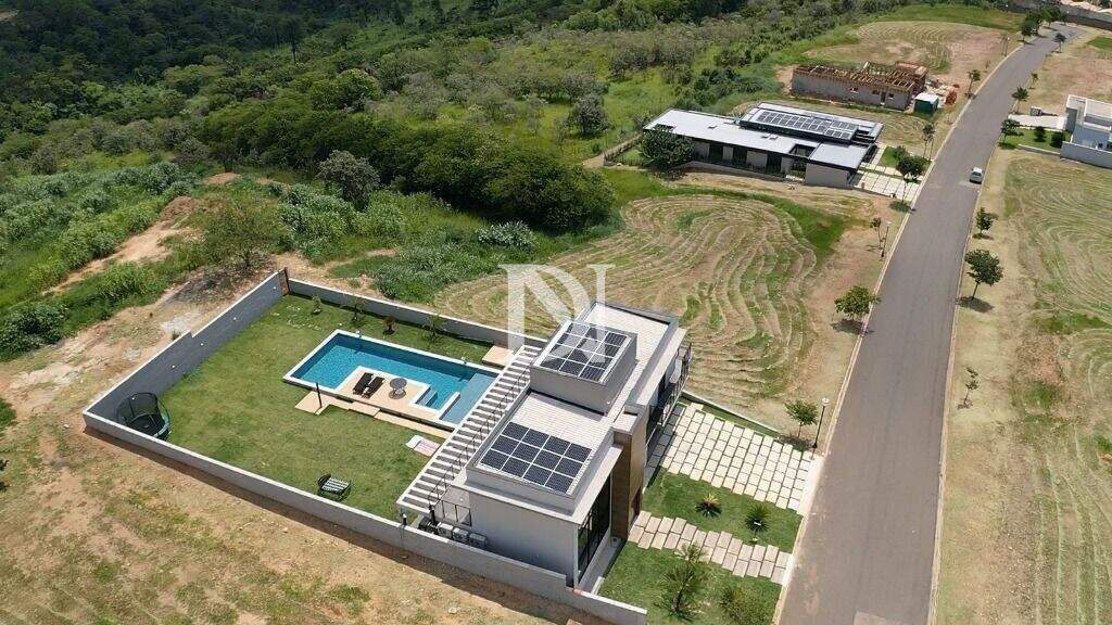 Casa em condomínio à venda no Condomínio Campos de Santo Antônio II: 