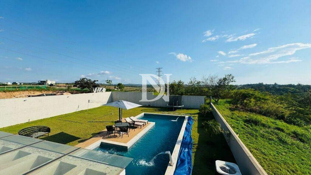 Casa em condomínio à venda no Condomínio Campos de Santo Antônio II: 