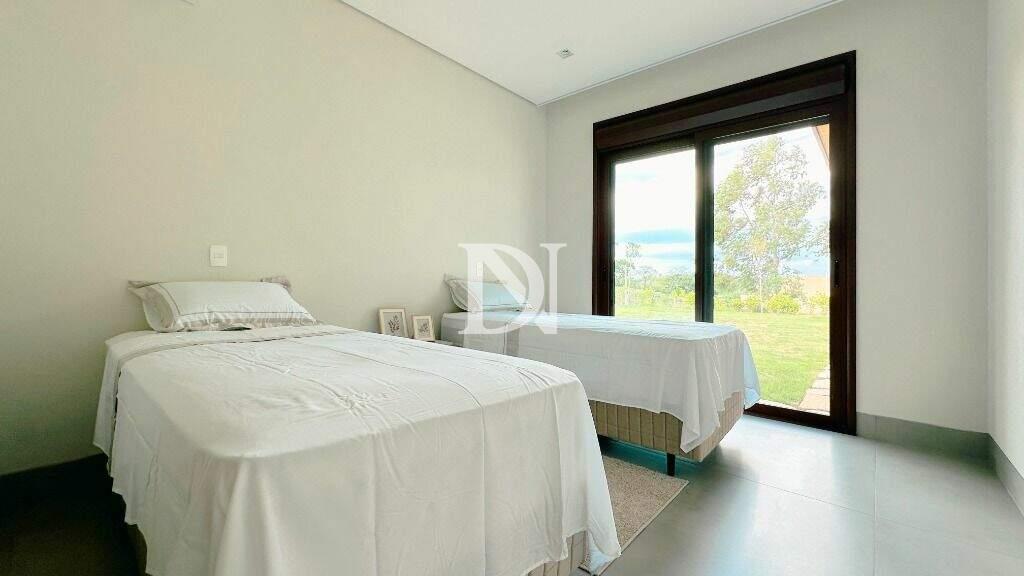 Casa em condomínio à venda no Condomínio Terras de São José: 