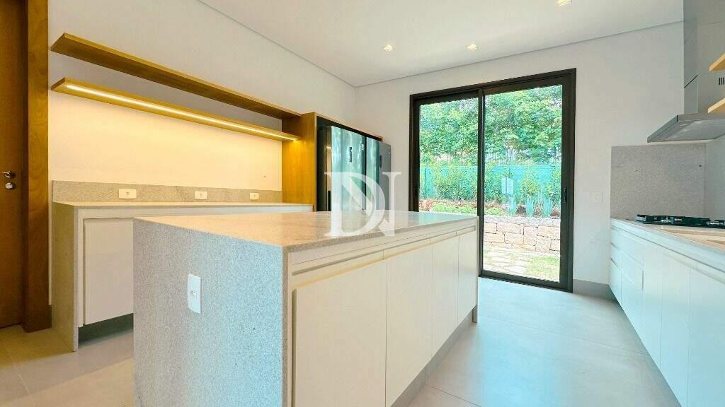 Casa em condomínio à venda no Condomínio Terras de São José: 