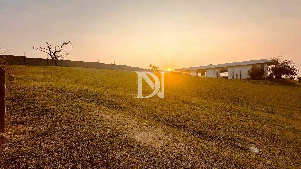 Terreno em condomínio à venda no Condomínio Fazenda Kurumin: 