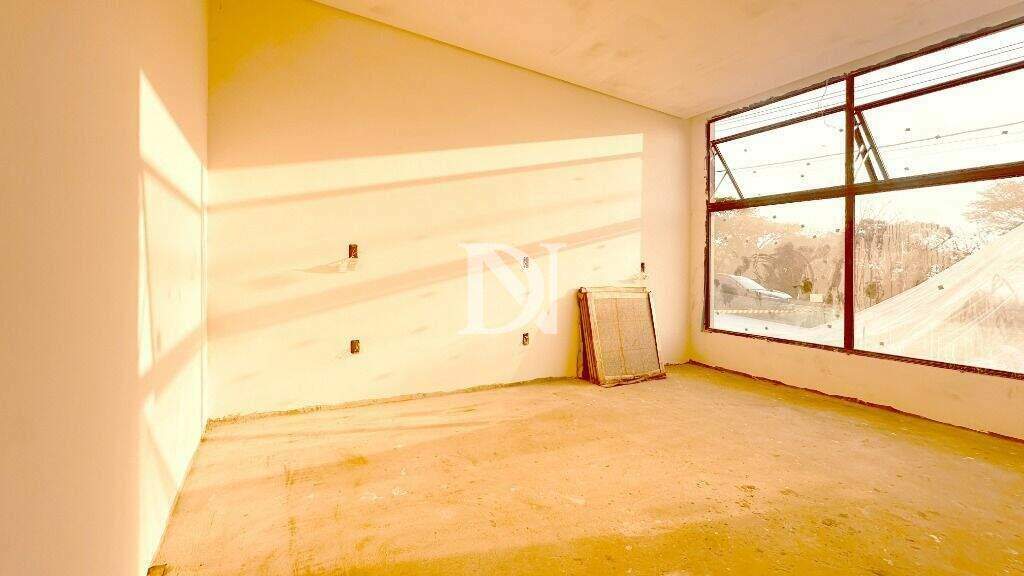 Casa em condomínio à venda no Kurumin: 