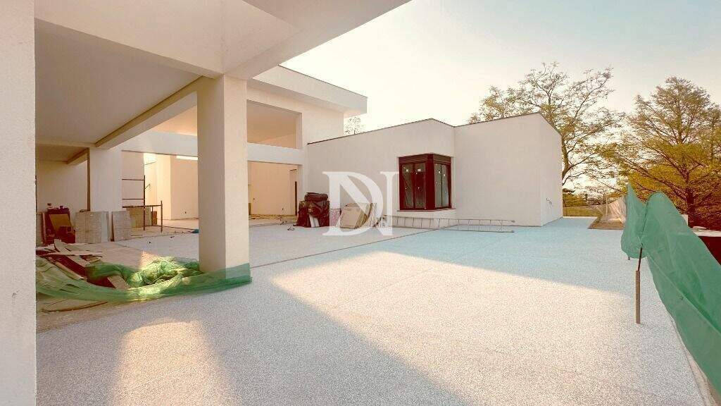 Casa em condomínio à venda no Kurumin: 