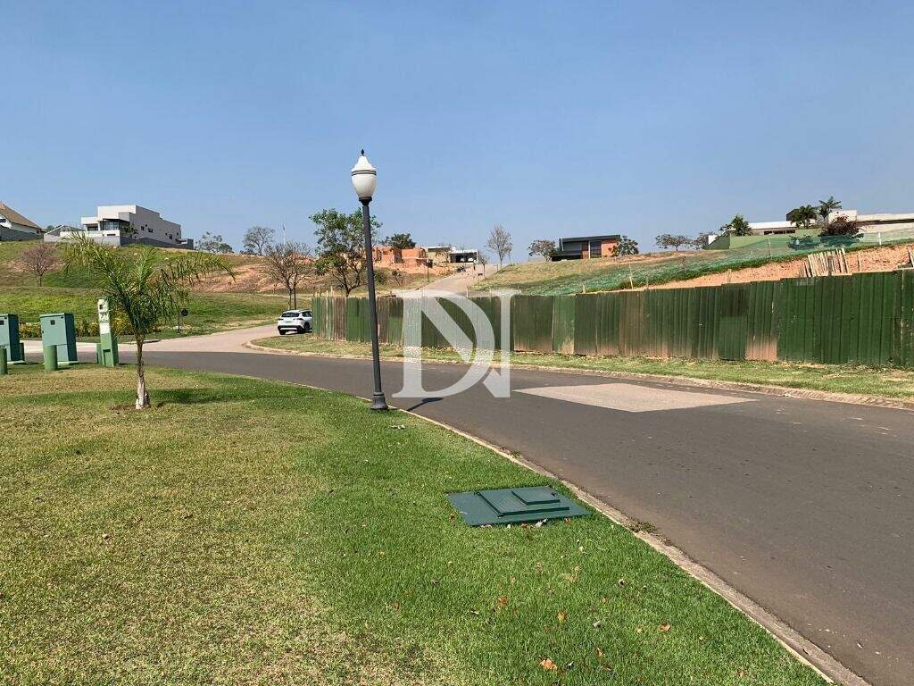 Terreno em condomínio à venda no Condomínio Campos de Santo Antônio II: 