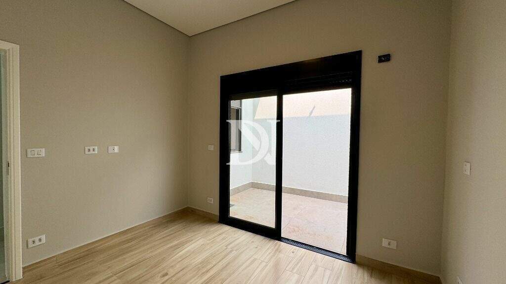 Casa em condomínio à venda no Jardim Guarujá: 