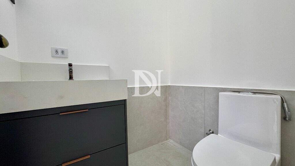 Casa em condomínio à venda no Jardim Guarujá: 