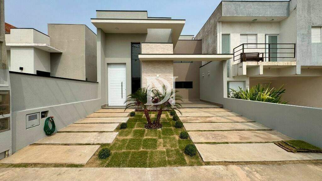 Casa em condomínio à venda no Jardim Guarujá: 