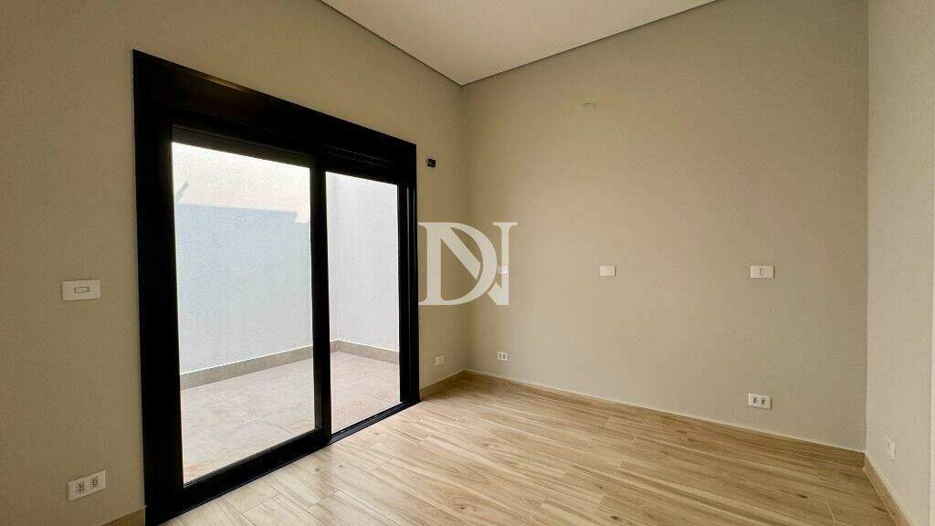 Casa em condomínio à venda no Jardim Guarujá: 