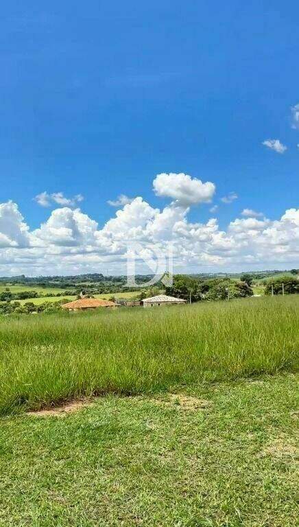 Terreno em condomínio à venda no Jacú: 