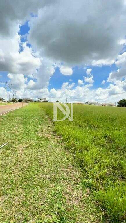 Terreno em condomínio à venda no Jacú: 