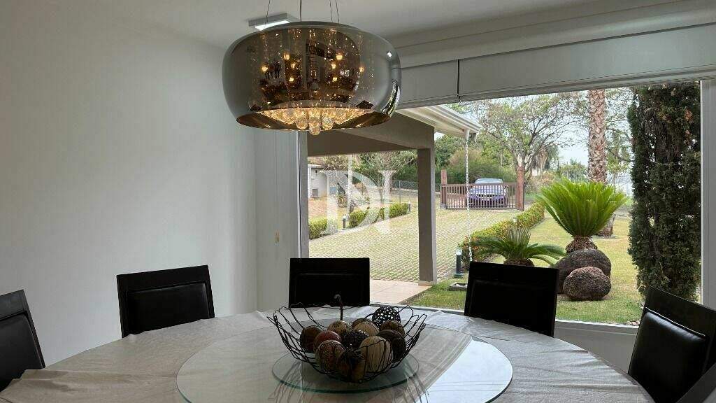 Casa em condomínio à venda no Condomínio Village Haras São Luiz: 