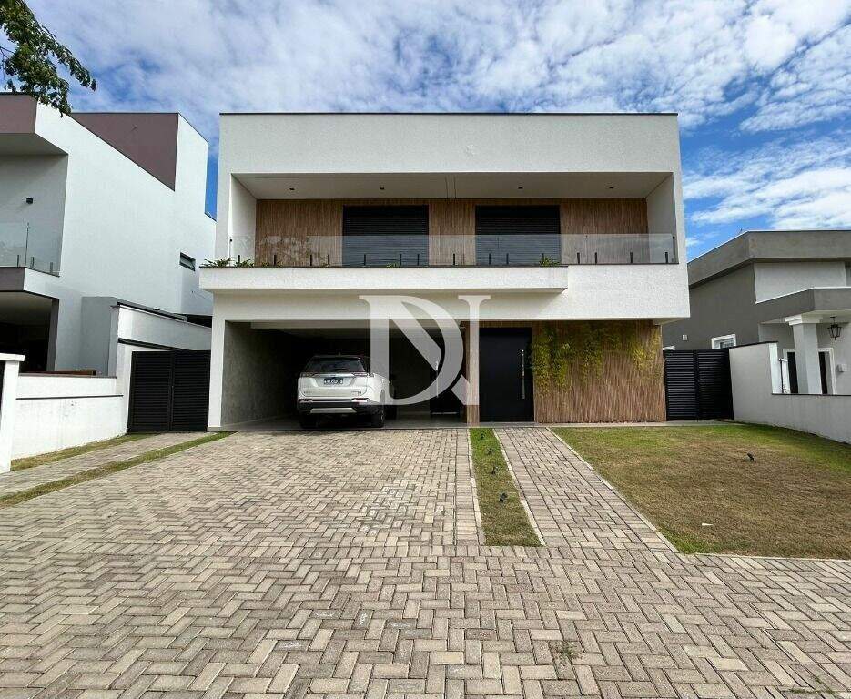Casa em condomínio à venda no Jardim Buru: 