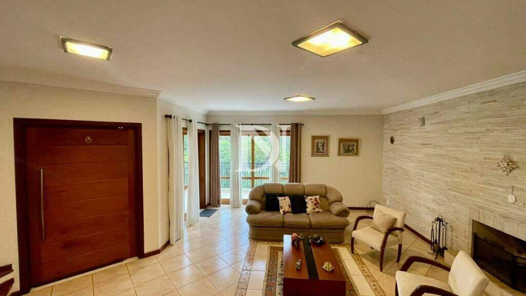 Casa em condomínio à venda no Condomínio Campos de Santo Antônio: 