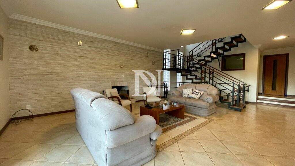 Casa em condomínio à venda no Condomínio Campos de Santo Antônio: 