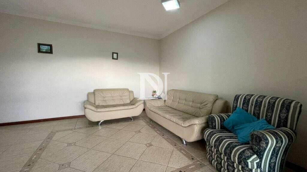 Casa em condomínio à venda no Condomínio Campos de Santo Antônio: 