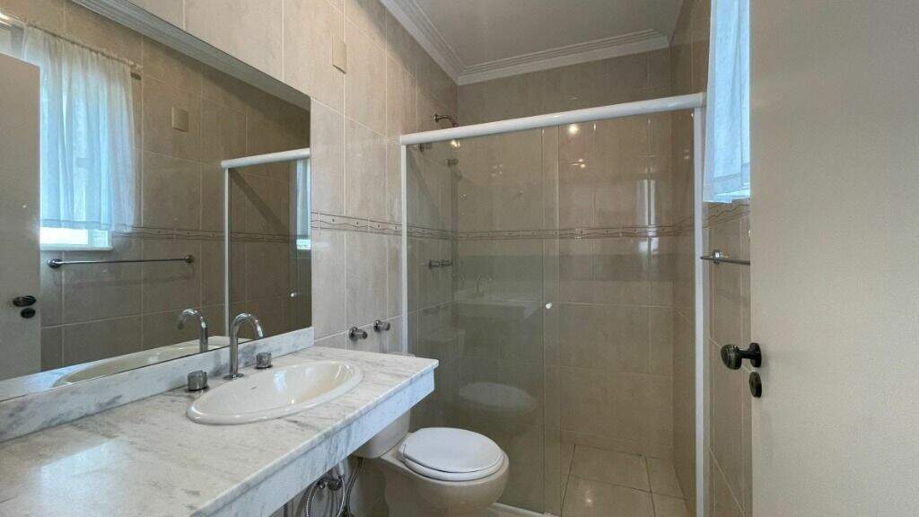 Casa em condomínio à venda no Condomínio Campos de Santo Antônio: 