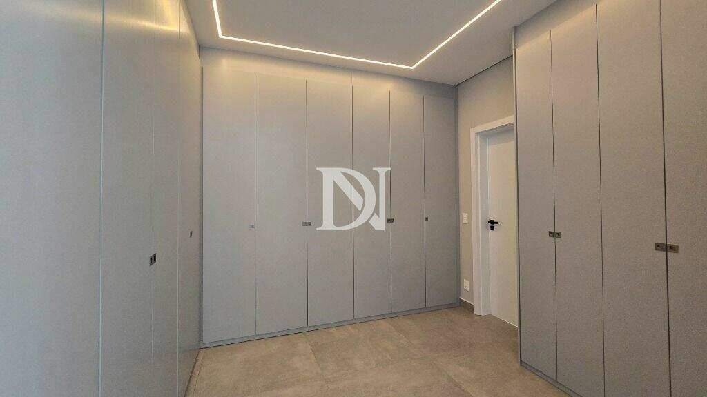 Casa em condomínio à venda no Condomínio Villas do Golfe: 