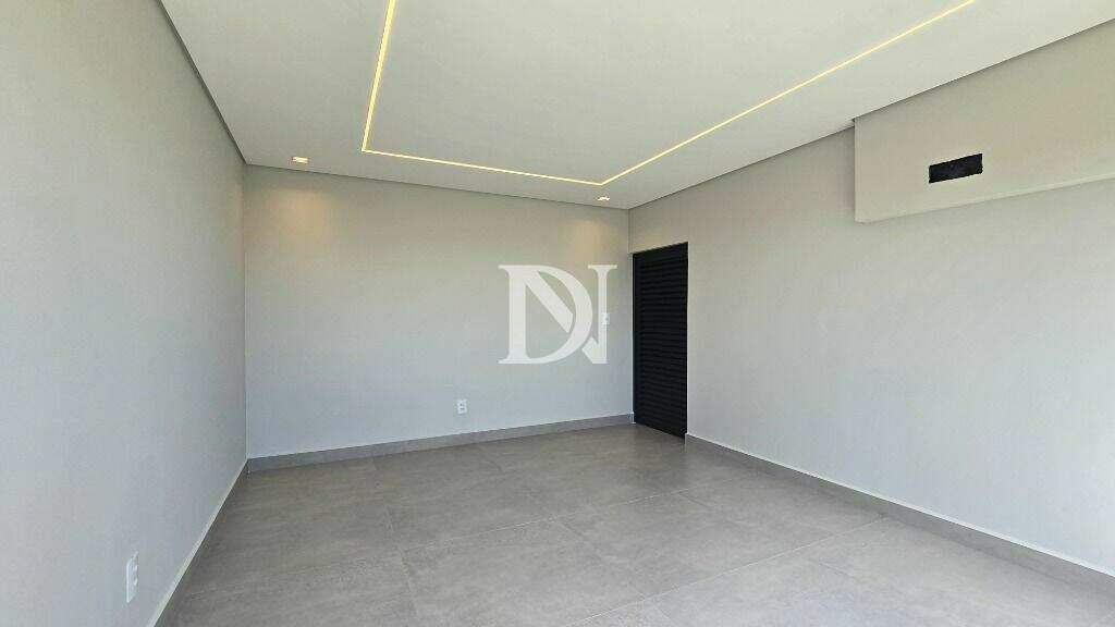 Casa em condomínio à venda no Condomínio Villas do Golfe: 