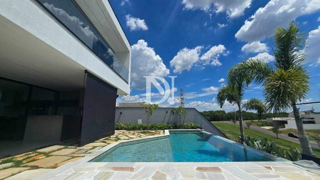 Casa em condomínio à venda no Condomínio Villas do Golfe: 