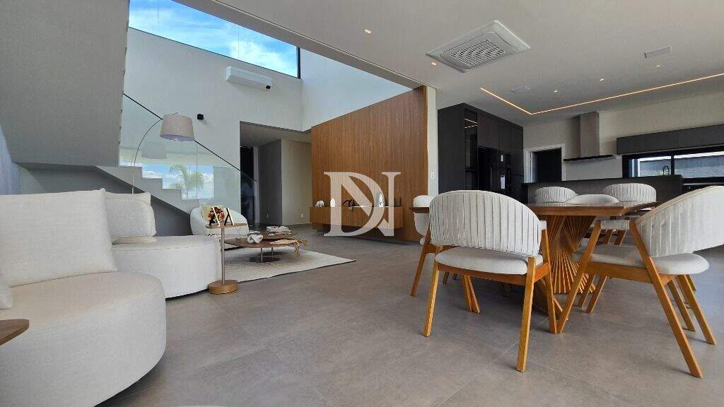 Casa em condomínio à venda no Condomínio Villas do Golfe: 