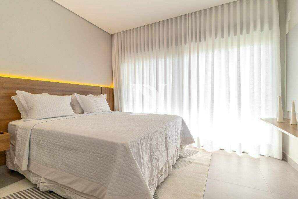 Casa em condomínio à venda no Condomínio Villas do Golfe: 