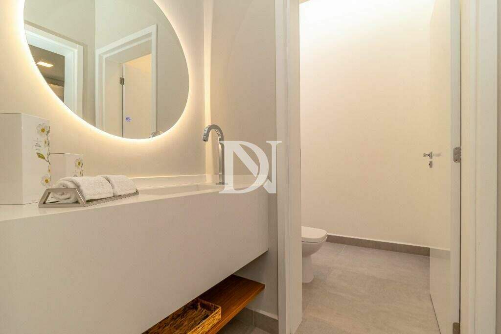 Casa em condomínio à venda no Condomínio Villas do Golfe: 