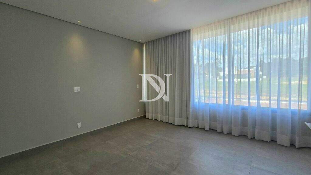Casa em condomínio à venda no Condomínio Villas do Golfe: 