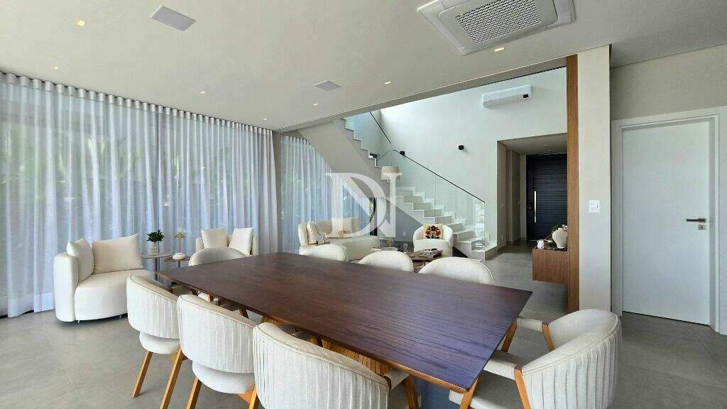 Casa em condomínio à venda no Condomínio Villas do Golfe: 