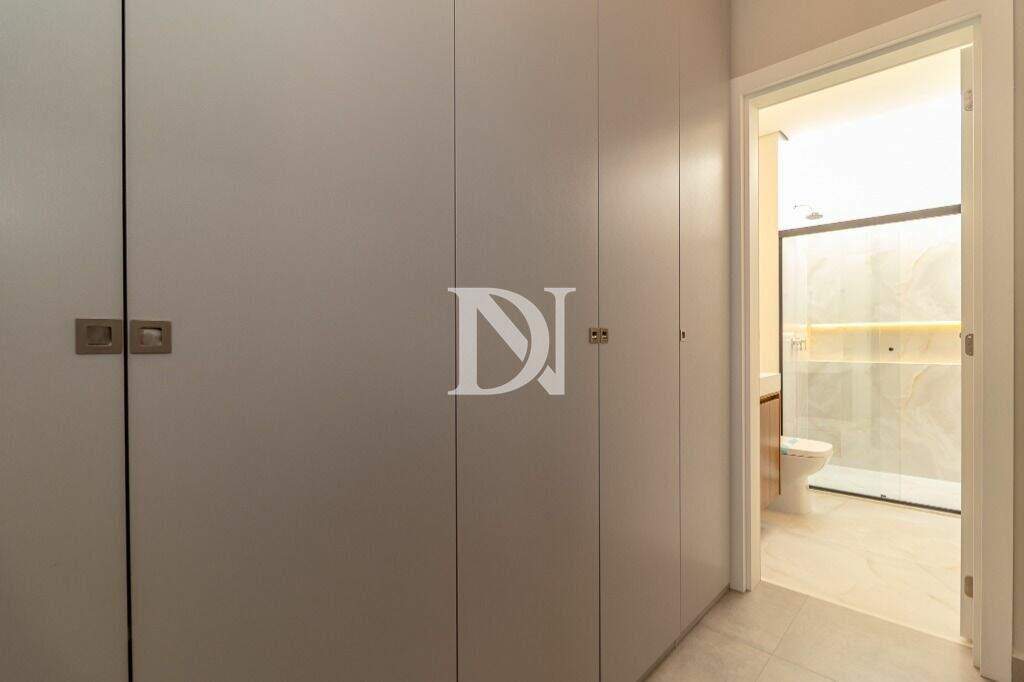 Casa em condomínio à venda no Condomínio Villas do Golfe: 