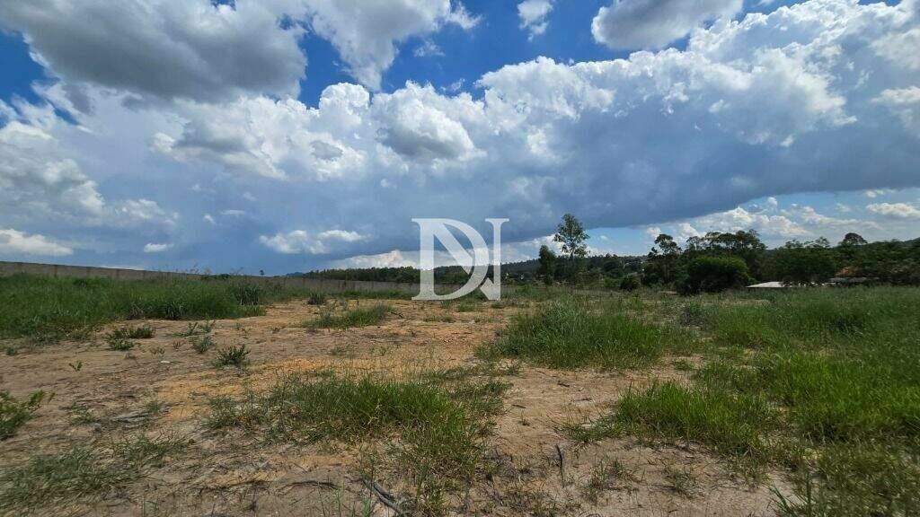 Terreno em condomínio à venda no Bairro Chácaras Monte Verde: 