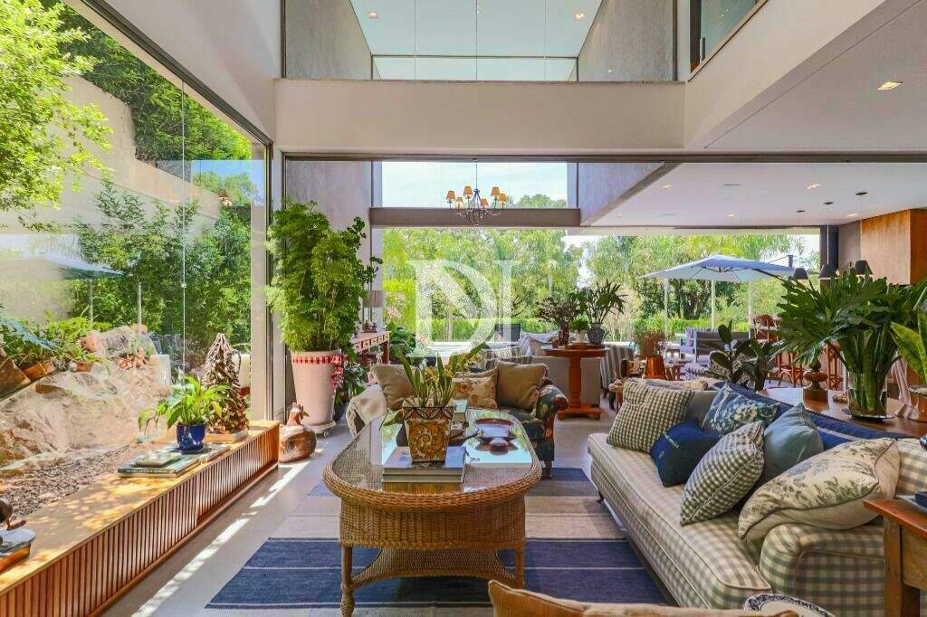 Casa em condomínio à venda no Condomínio Jardim Plaza Athénée: 