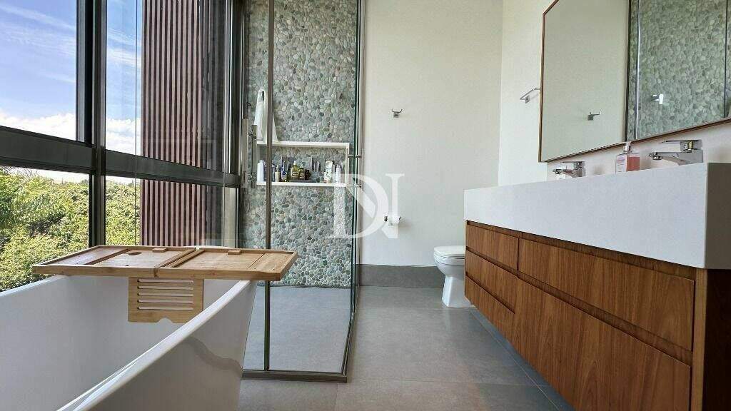 Casa em condomínio à venda no Condomínio Jardim Plaza Athénée: 