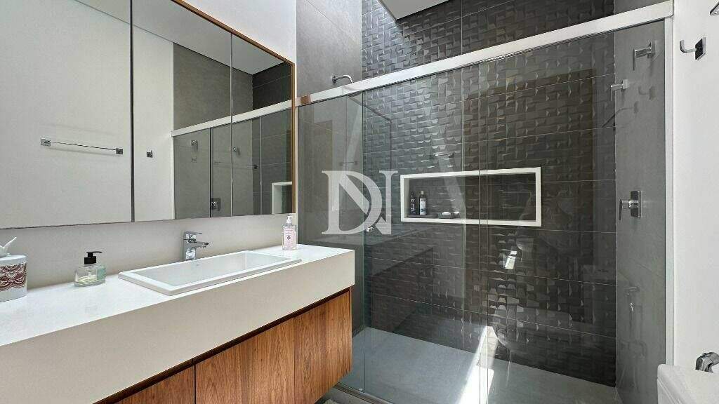 Casa em condomínio à venda no Condomínio Jardim Plaza Athénée: 